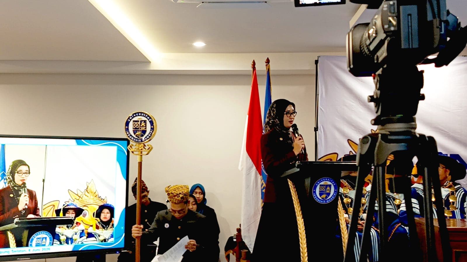 Bersejarah! Wisuda Perdana UIMandiri Kukuhkan 81 Lulusan, Wagub Jihan Nurlela: Jadilah Pelopor Perubahan di Era Global