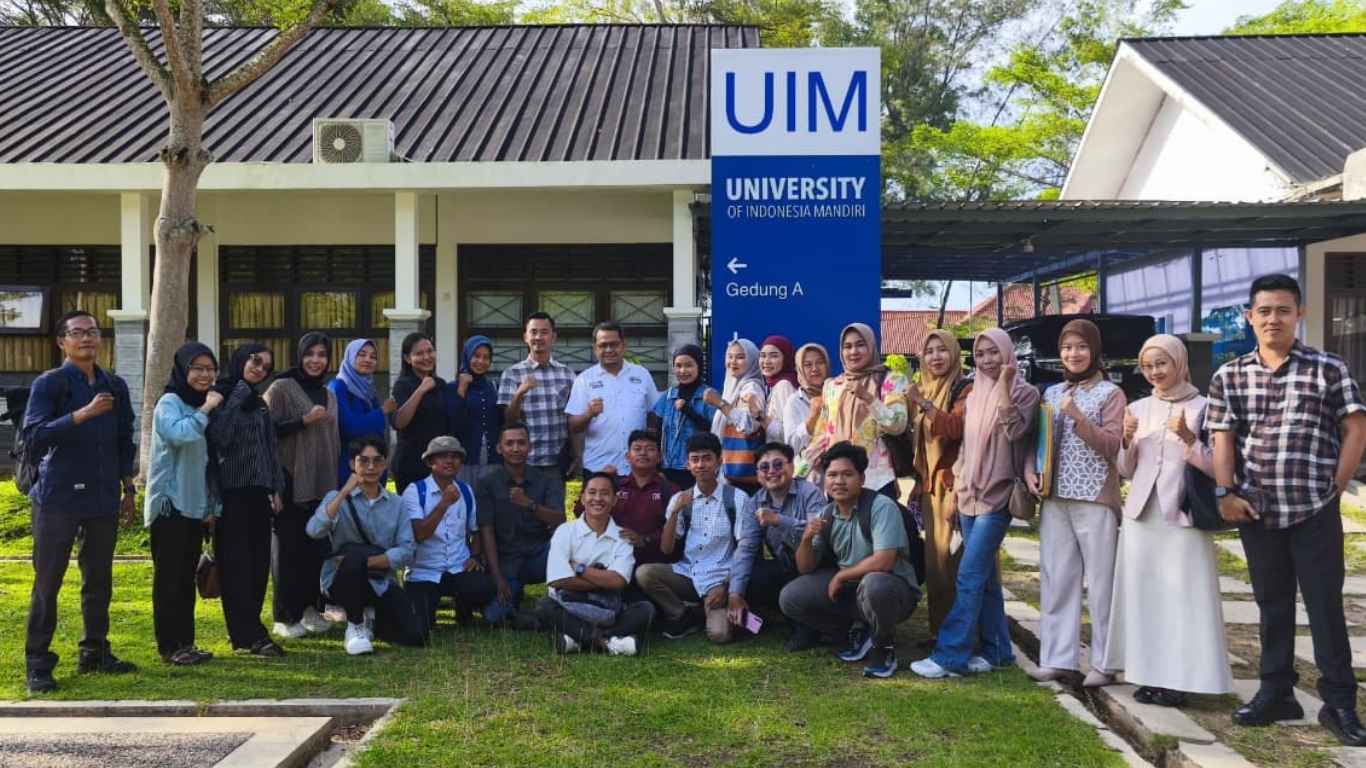 Dari Kampus UIM Ke Pesisir : Kita Tuan Rumah, dari Bumi Khagom Mufakat Lampung Selatan